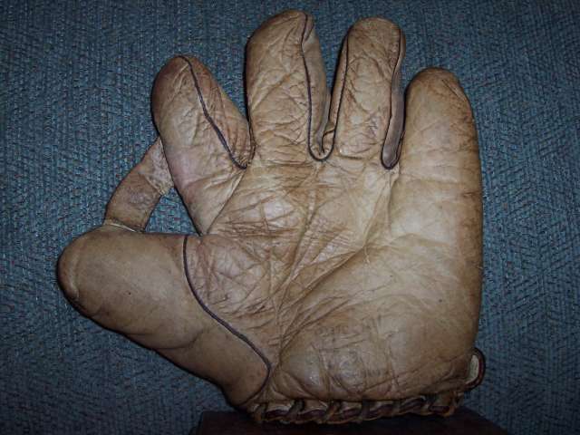 A.J. Reach 1 Inch Web Light Front